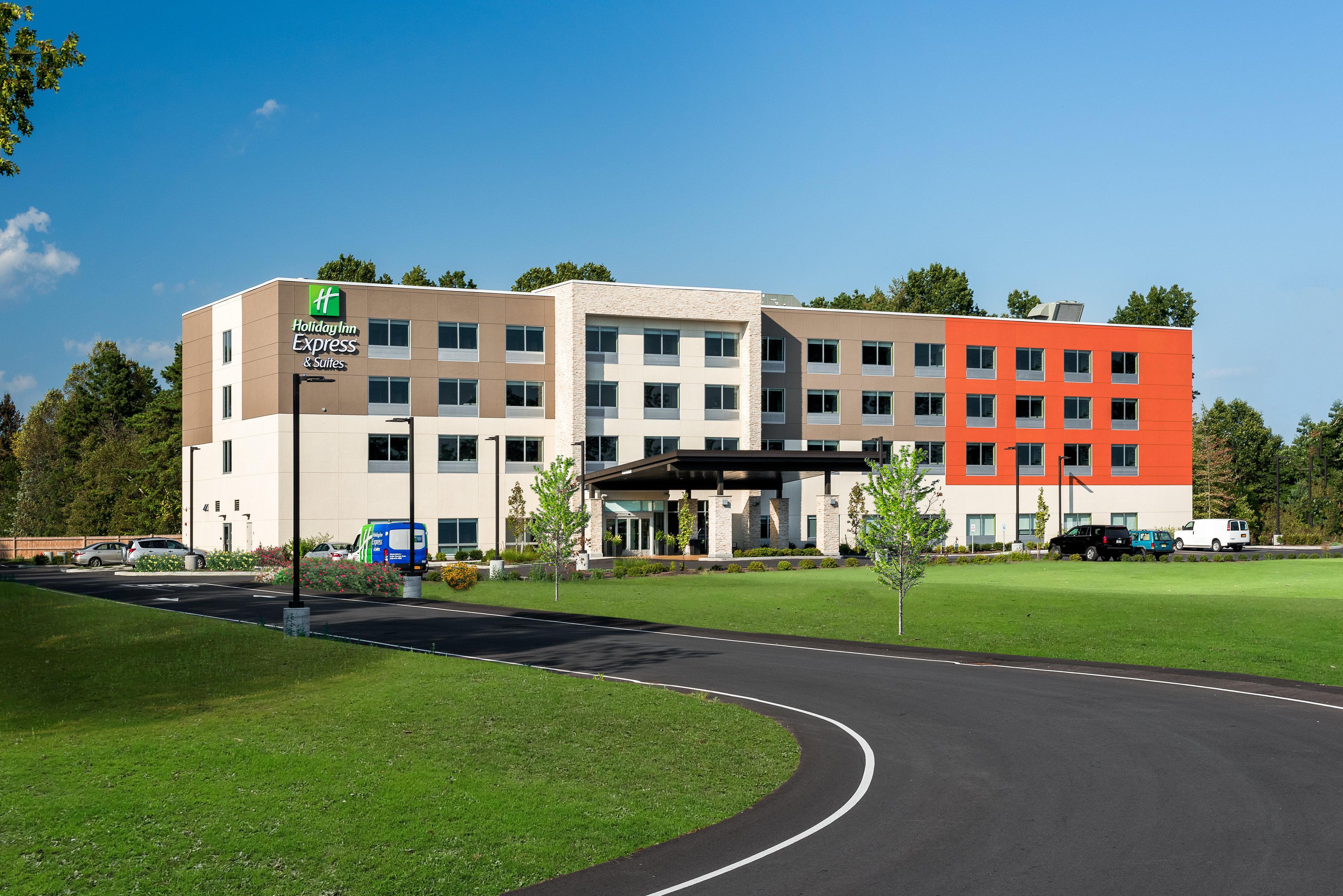 Holiday Inn Express Queensbury-Lake George Area By Ihg Exteriér fotografie